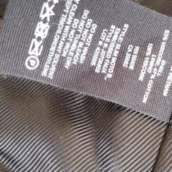 THEORY Black Crop Vegan Faux Fur Slim Moto Asymmetric Zip Cropped Jacket 8 US - Picture 9 of 11